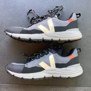 Veja Dekkan ALVEOMESH CONCRETE PIERRE ORANGE FLUO Size 39